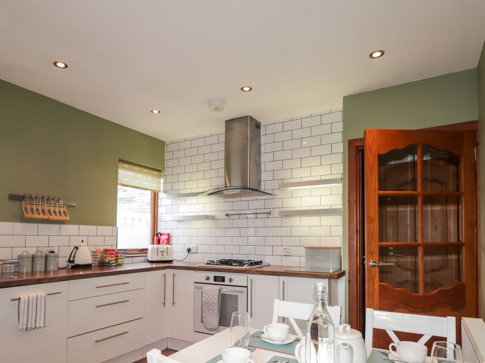 Fridge, dishwasher, electric kettle, toaster