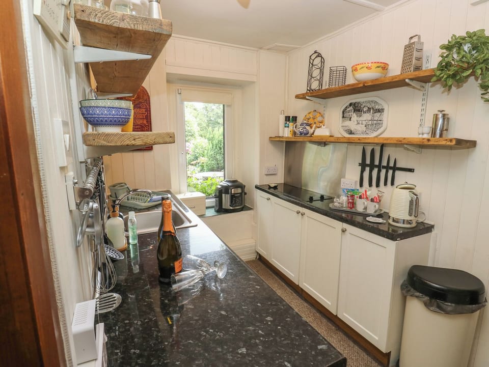 Cottage | Interior