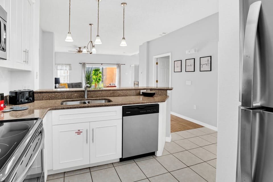 Villa (3 Bedrooms) | Private kitchen | Microwave, oven, stovetop, dishwasher