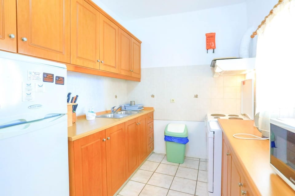 House | 3 bedrooms, iron/ironing board, WiFi