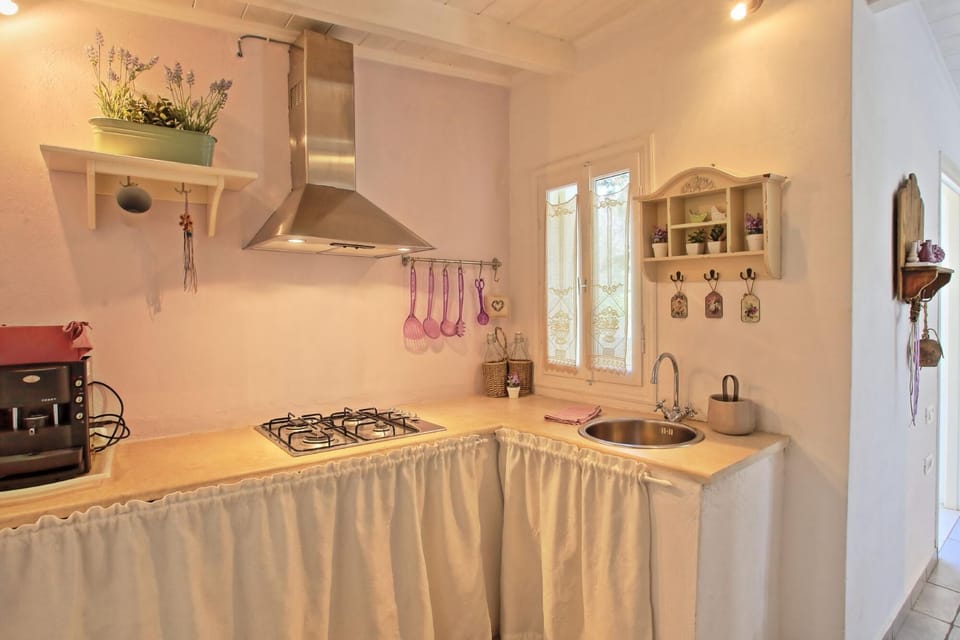House | 1 bedroom