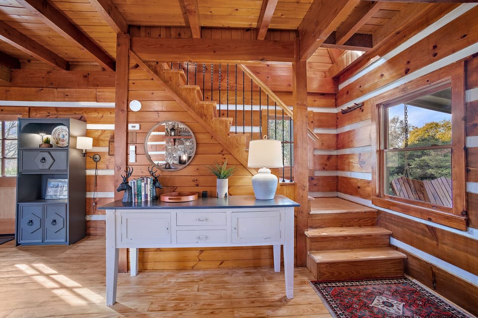 Delightful Cabin Features