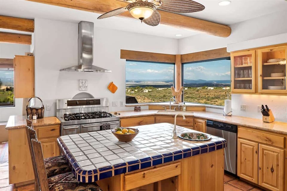Spacious, modern kitchen