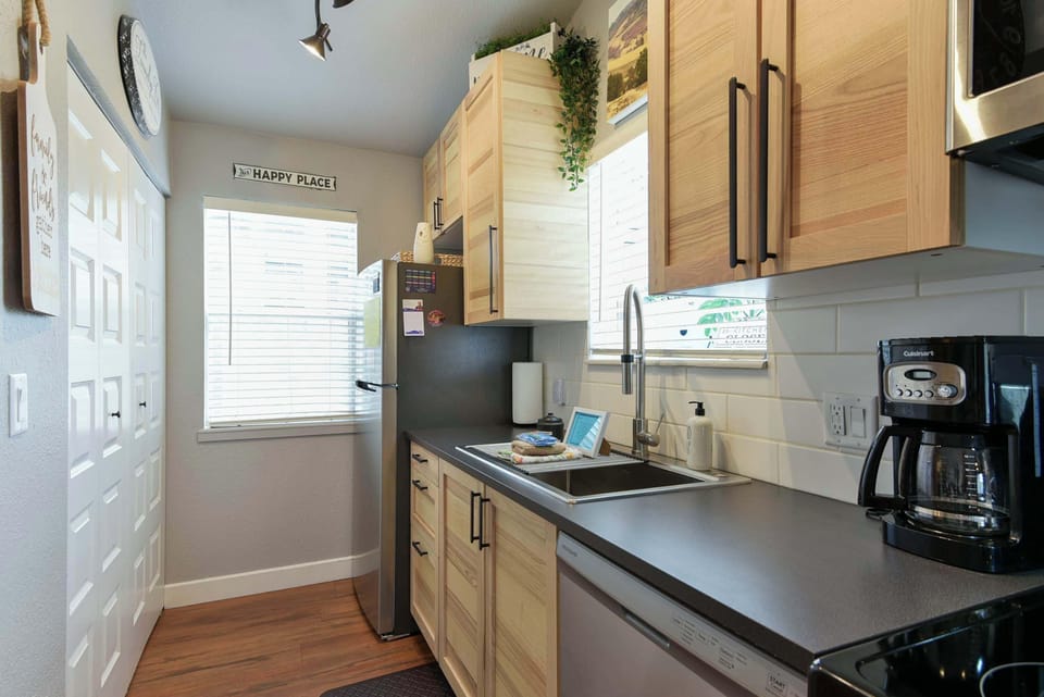 Condo, Multiple Beds, Patio, Mountain View (Gathering Place at the Nest) | Private kitchen | Coffee/tea maker, dining tables