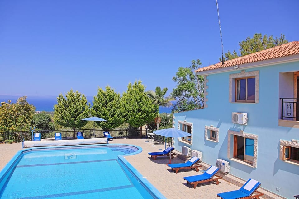 House, Accessible | 4 bedrooms, iron/ironing board, WiFi
