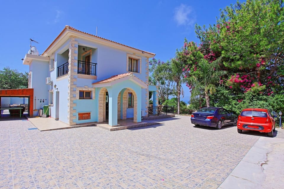 House, Accessible | 4 bedrooms, iron/ironing board, WiFi