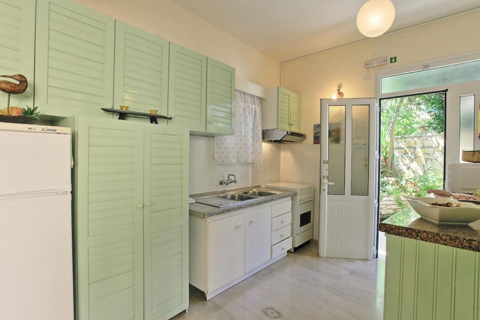 House | 1 bedroom