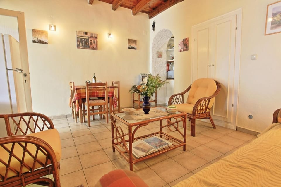 House | 1 bedroom