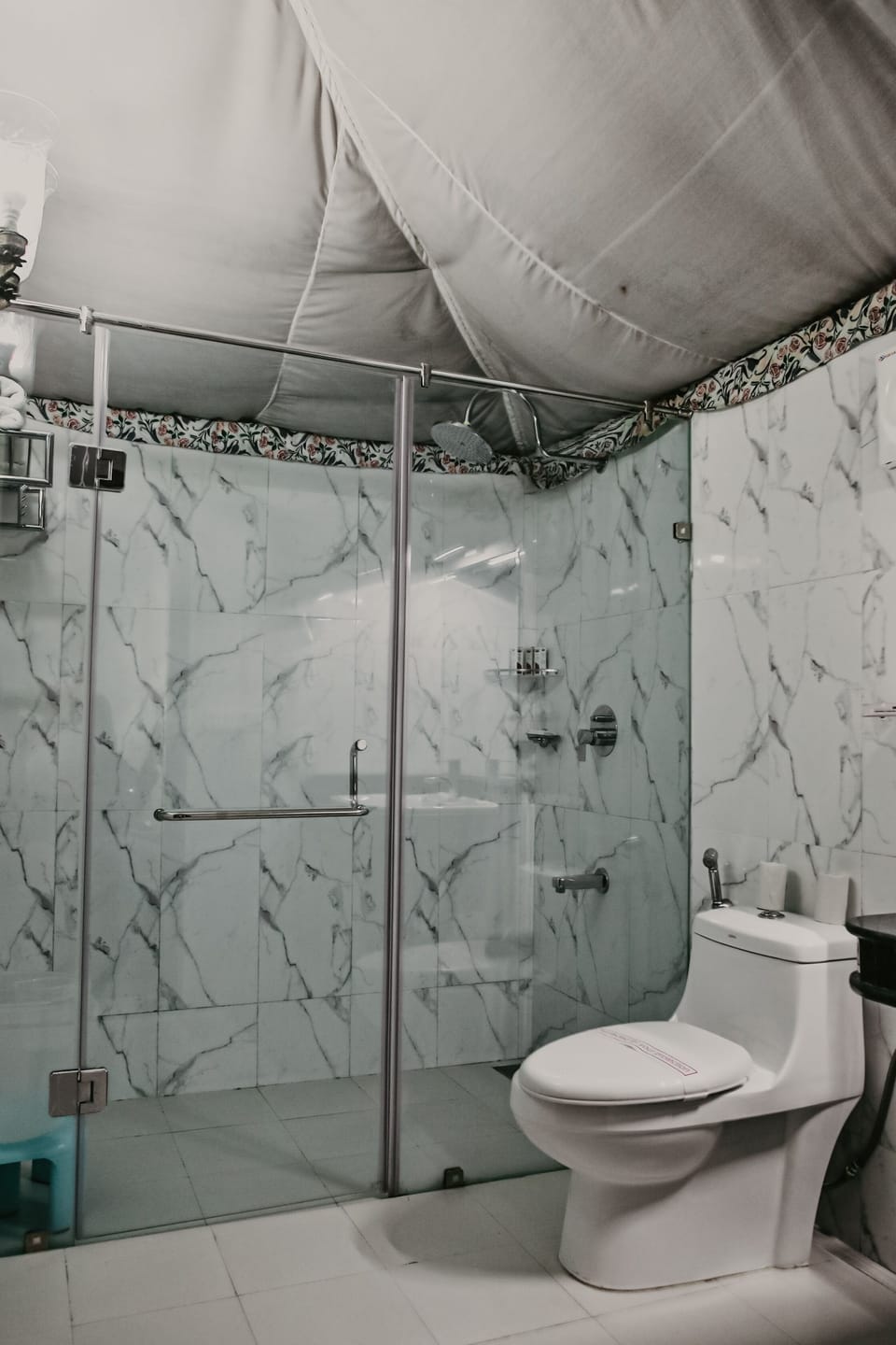 Luxury Tent | Bathroom