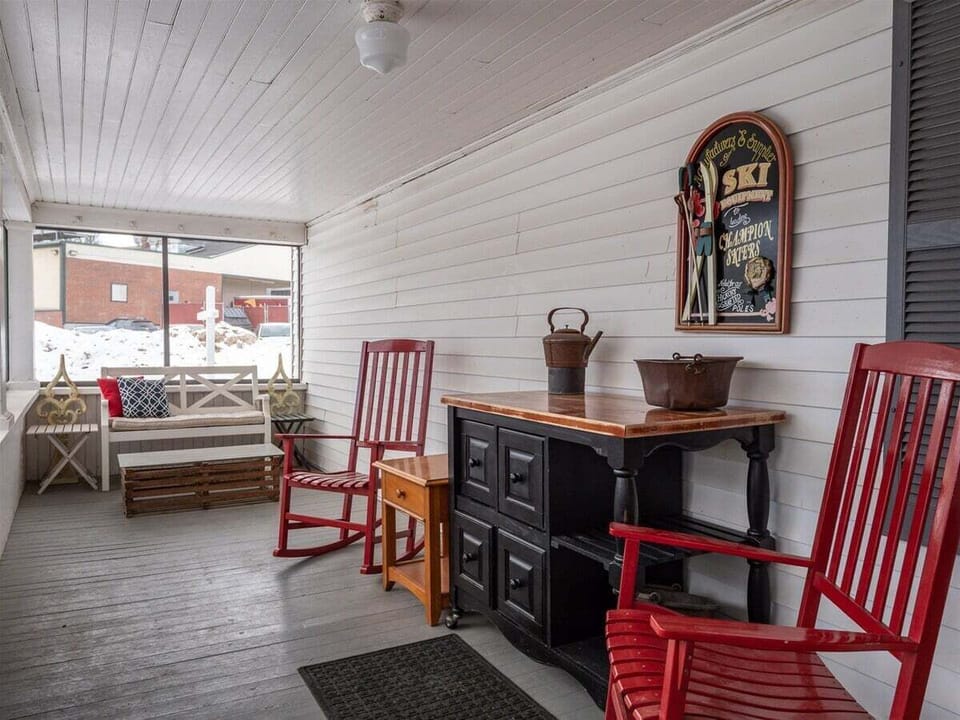 Covered porch