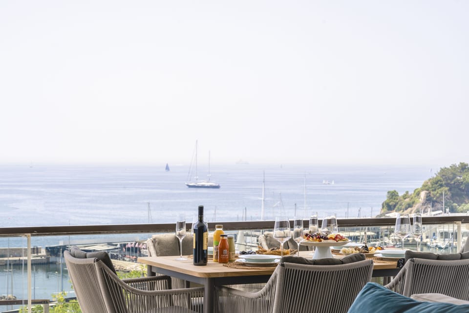 With an abundance of al fresco activities in which to immerse yourself.