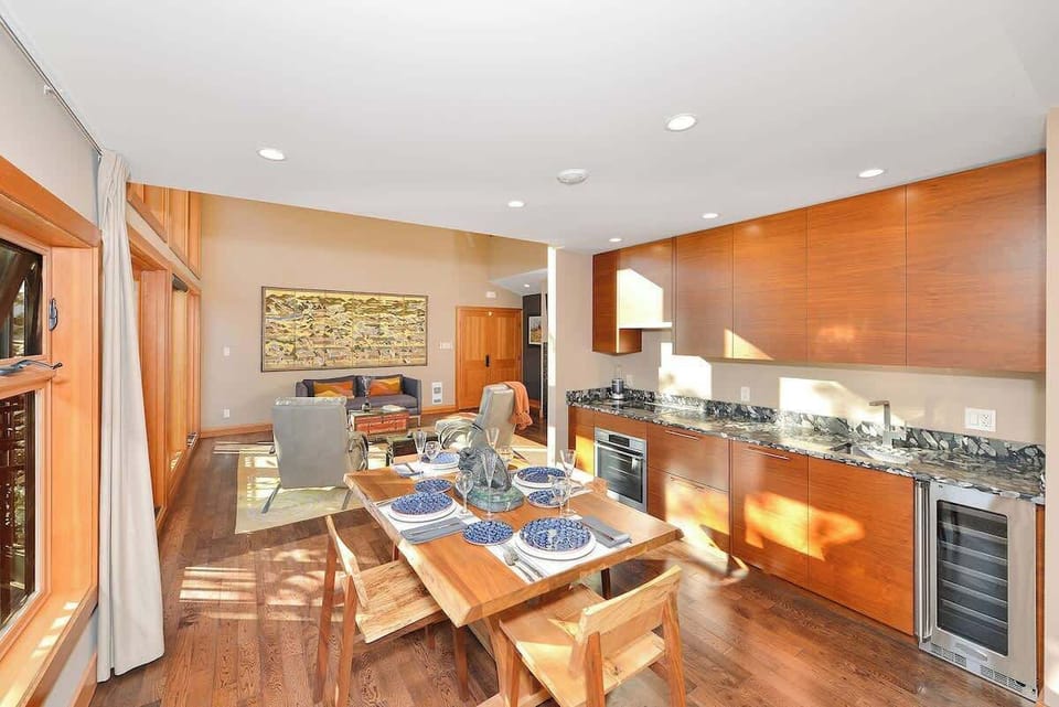 Open plan with dining room, kitchen, and living room.