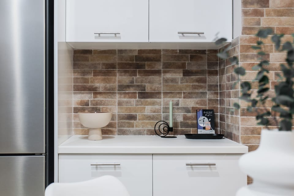 Standard Apartment | Private kitchen | Fridge, microwave, oven, espresso maker