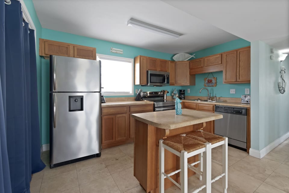 Breakfast bar seating for 2