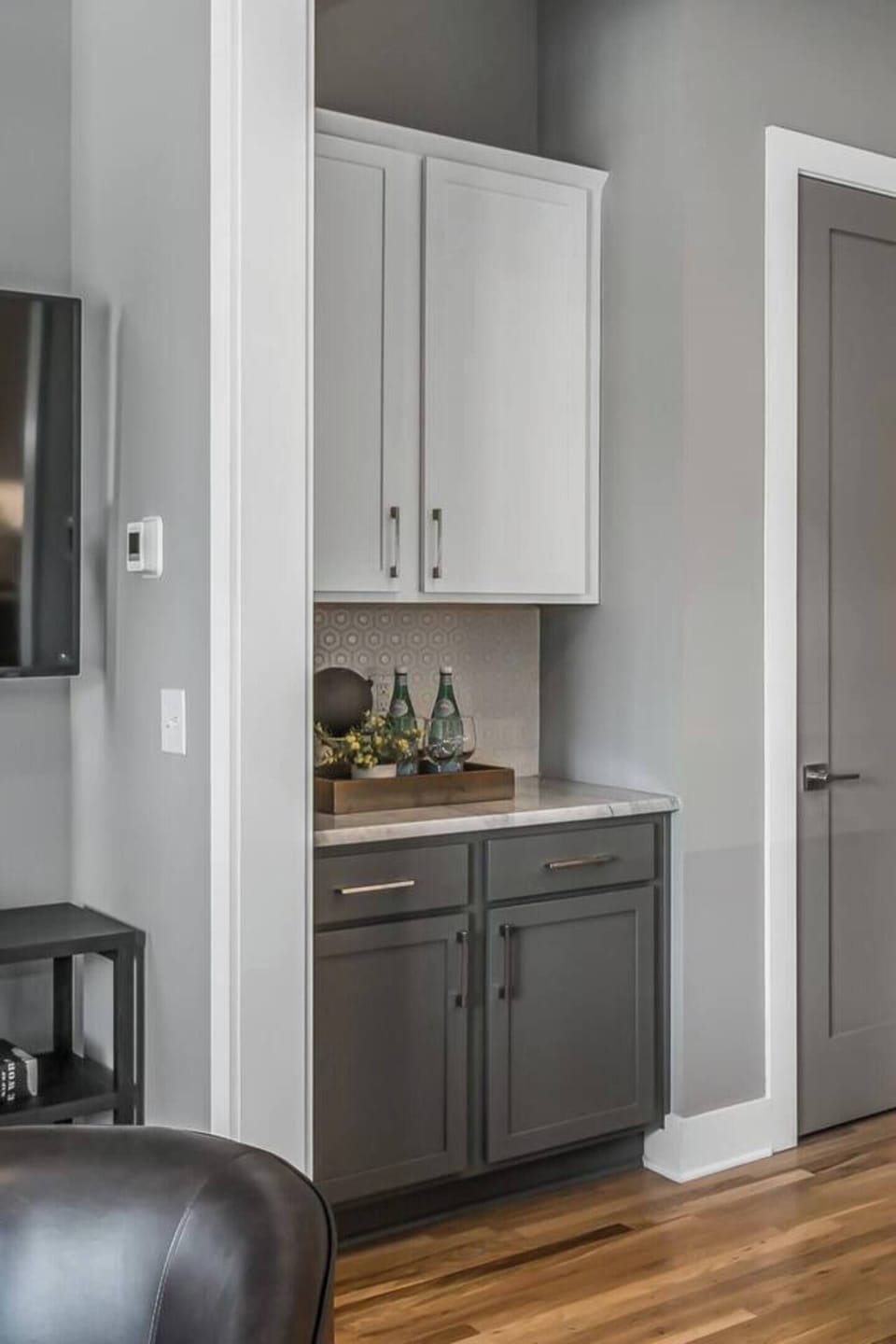 Cute and inviting bar space for guests