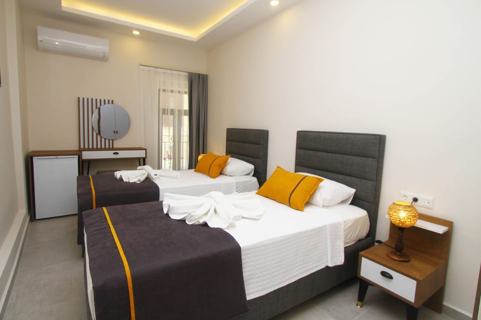 Standard Double or Twin Room | Premium bedding, WiFi (free), bed sheets