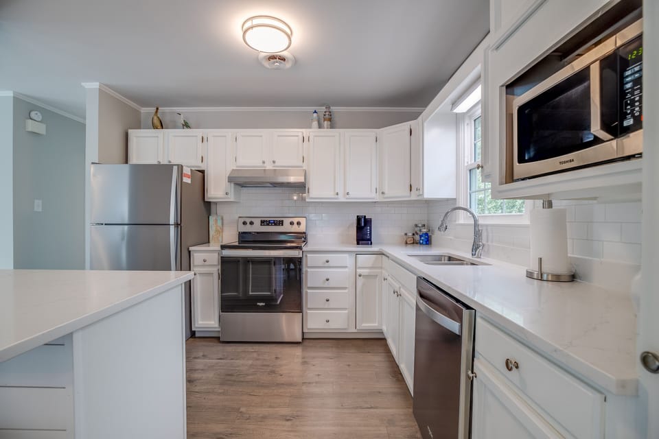 Full Kitchen