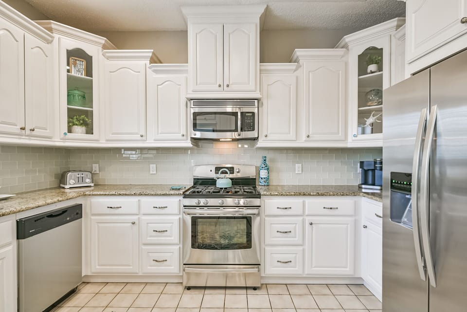 Cook, dine, and entertain in style!