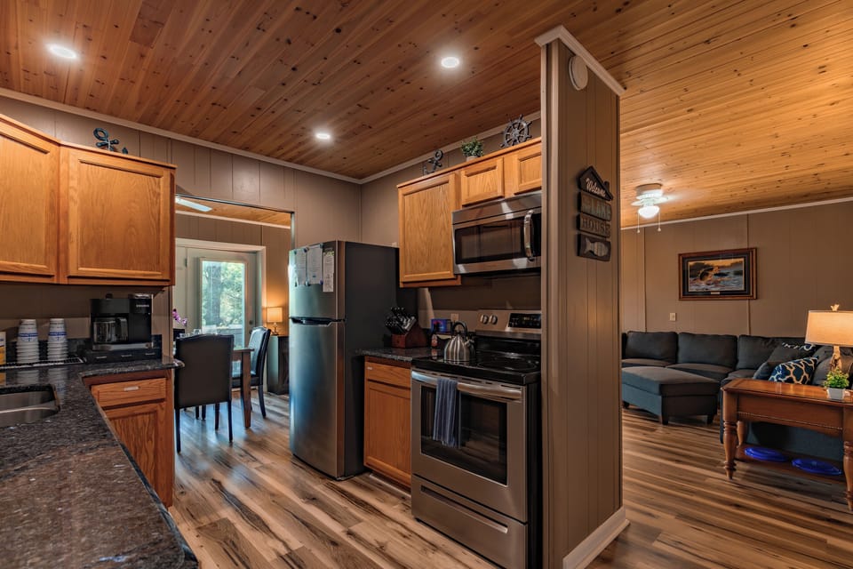 The fully equipped kitchen keeps family meals easy, from pancake mornings to big dinners after a day on the water.