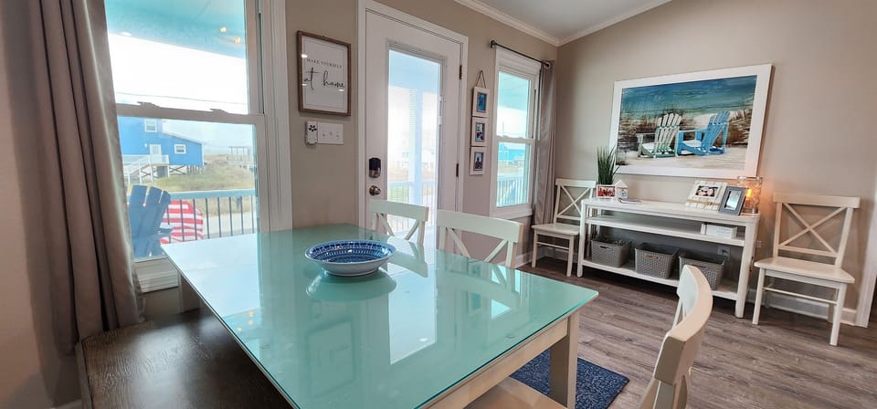 Dining table seats 6