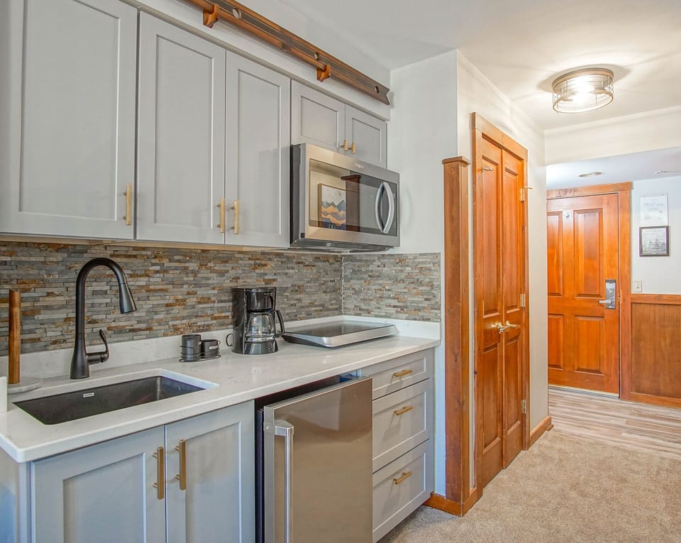 Counter top cooktop