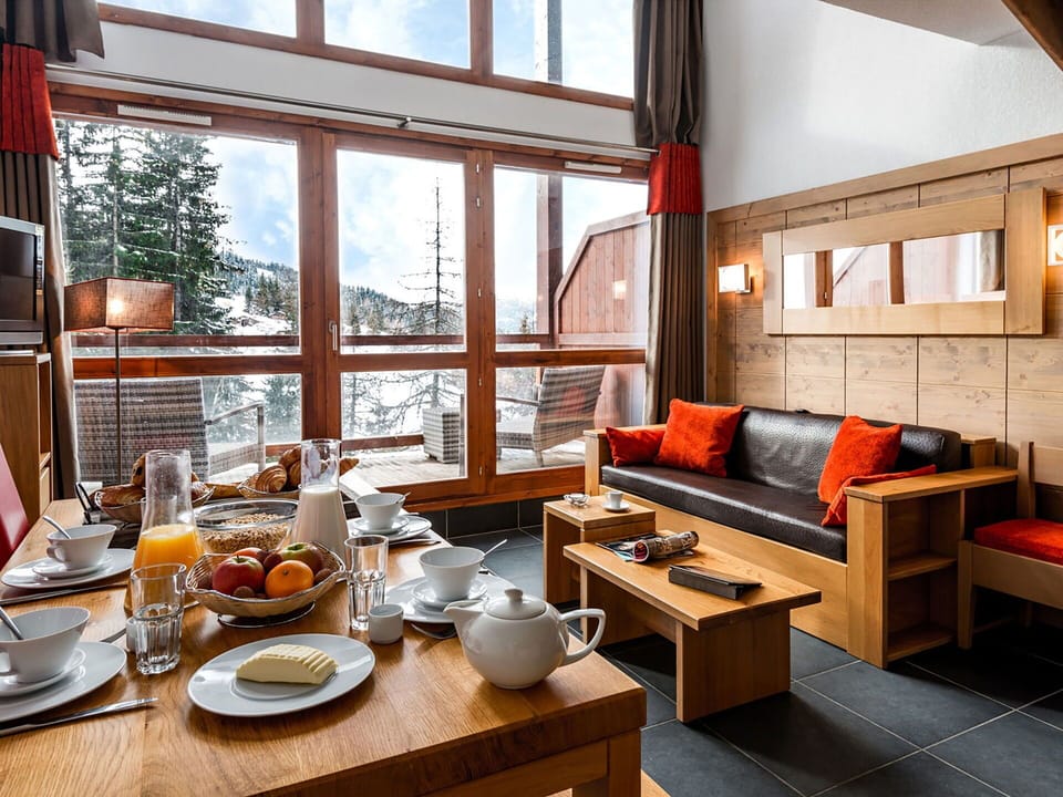 Table, Furniture, Property, Couch, Wood, Tableware, Orange, Interior Design, Window, Lighting