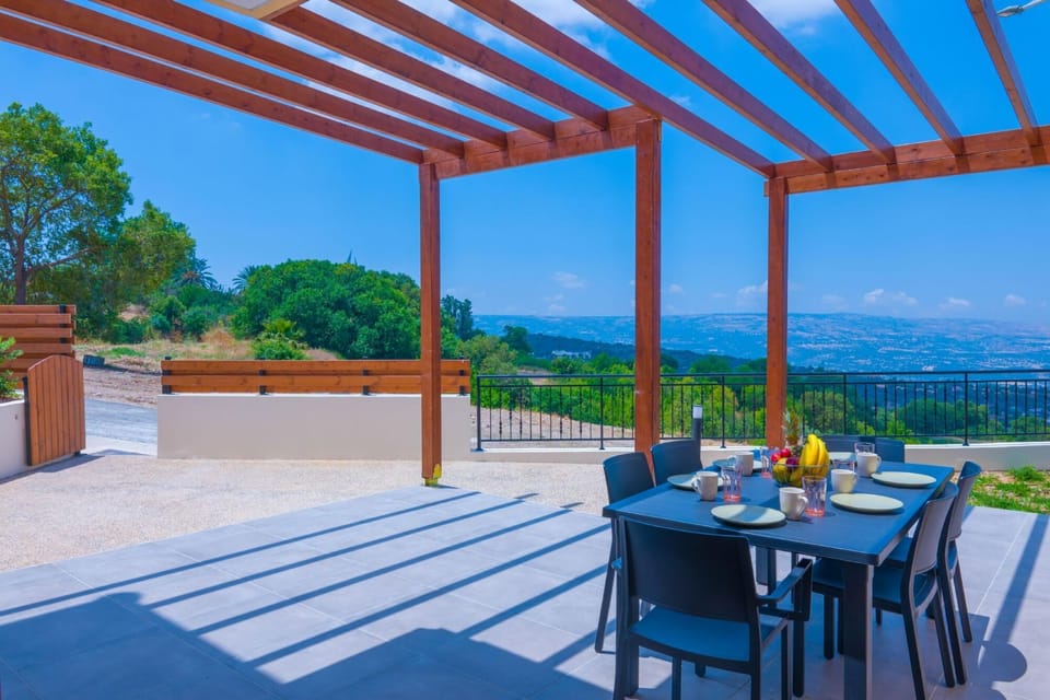 House, Smoking | 3 bedrooms