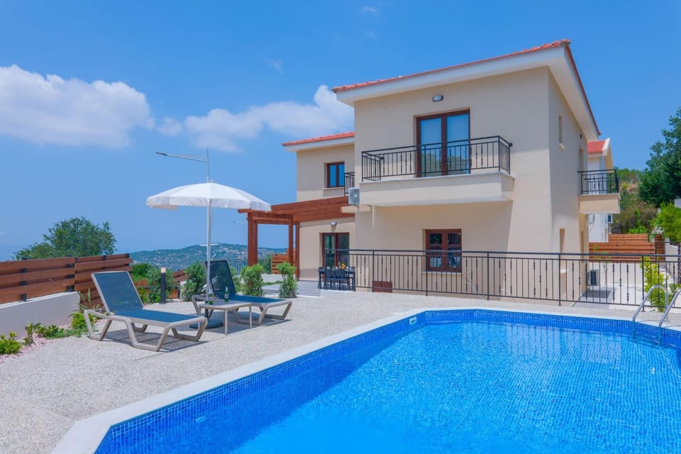 House, Smoking | 3 bedrooms