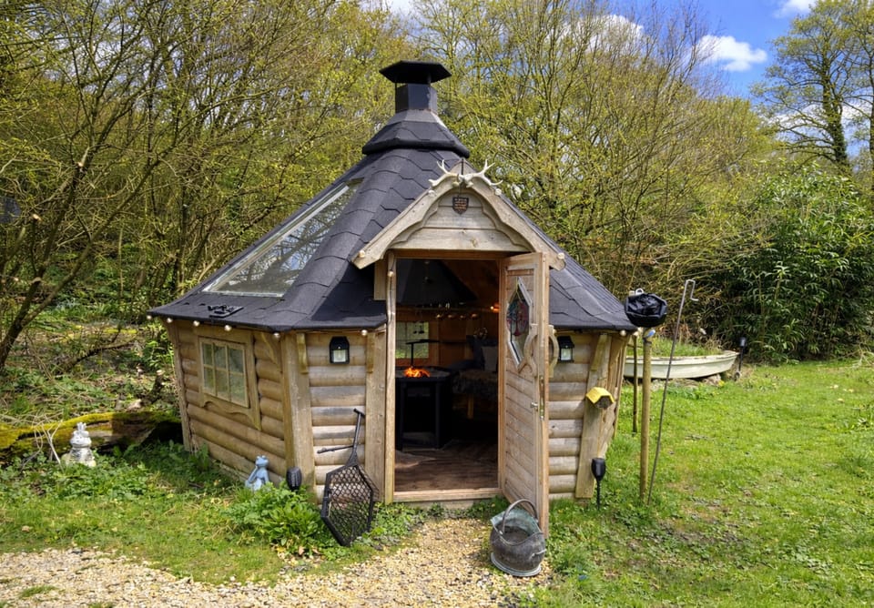 Hobbit Barbecue Hut, perfect for an evening meal