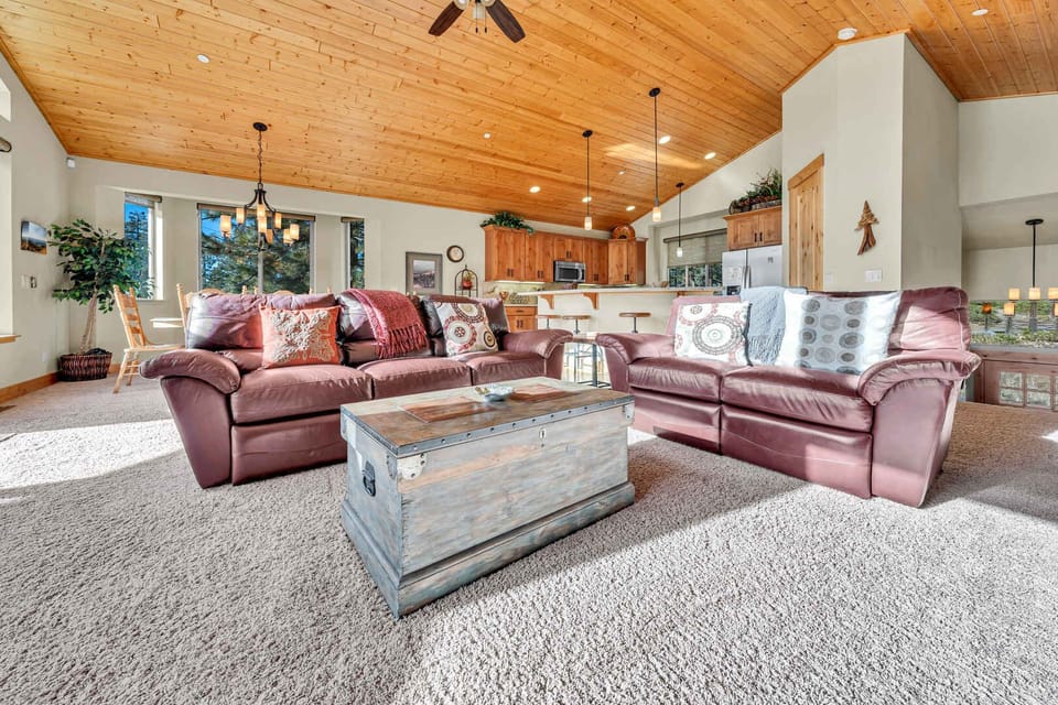Living room: Gas fireplace, TV with cable, central heat, no A/C