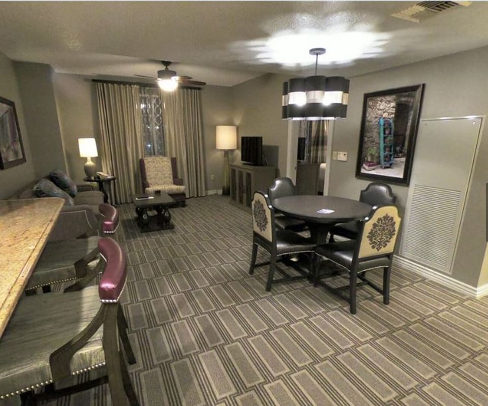 Unit may vary in layout, view, floor, and decor. 