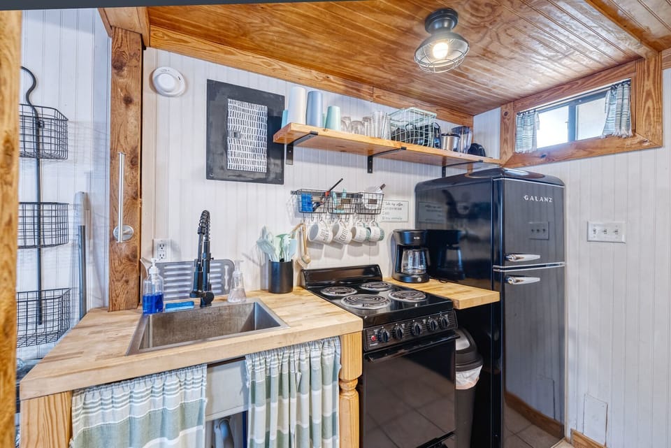 Fully stocked kitchen