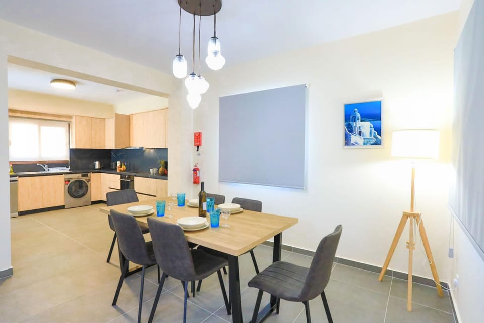 House, Smoking | 3 bedrooms