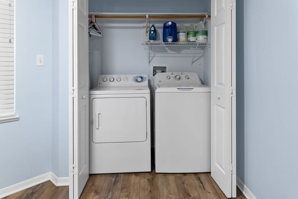 In unit laundry with washer and dryer