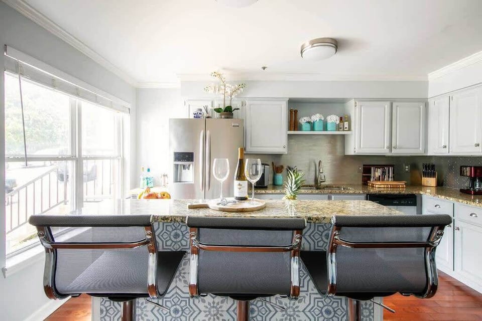 Fully equipped kitchen
