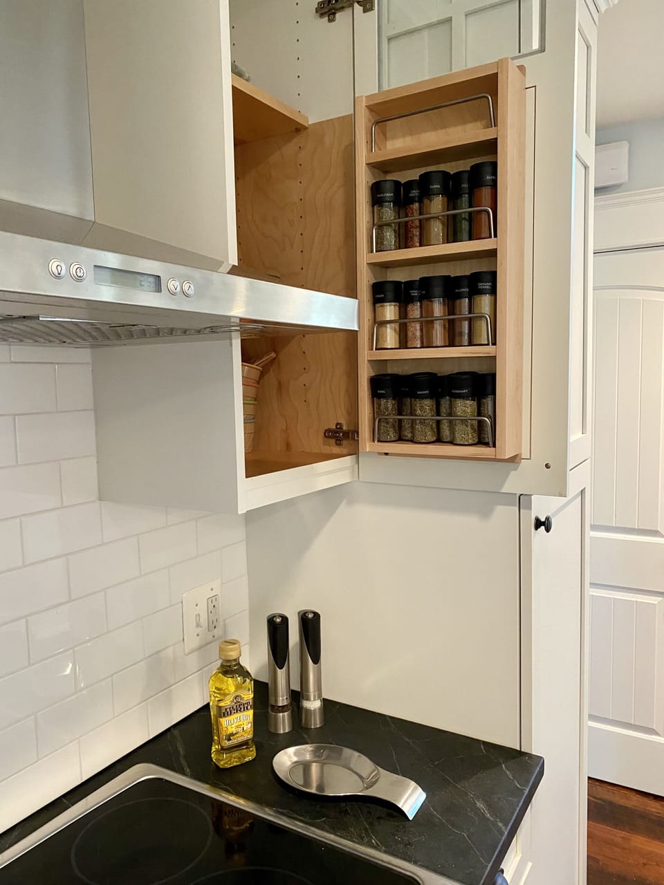 Basic cooking spices and oil are provided.  Kitchen is well stocked.