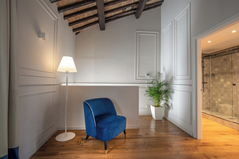 Junior Suite | Living area | Smart TV