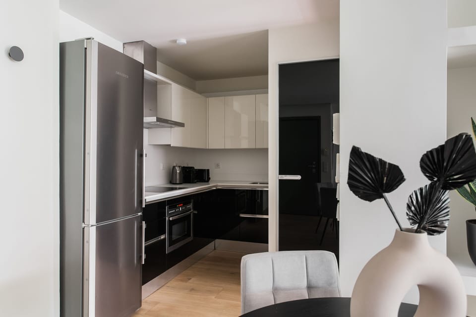 Standard Apartment | Private kitchen | Fridge, oven, stovetop, espresso maker