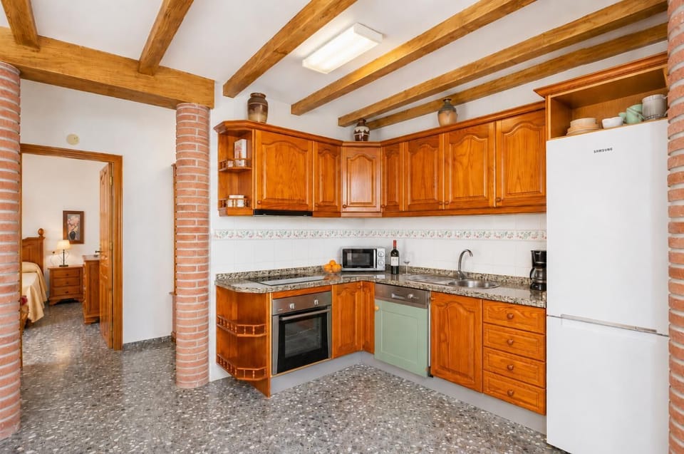 Equipped kitchen