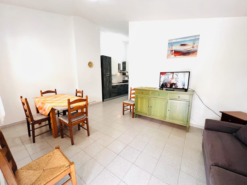 Apartment | Living area | 22-inch flat-screen TV with cable channels, TV
