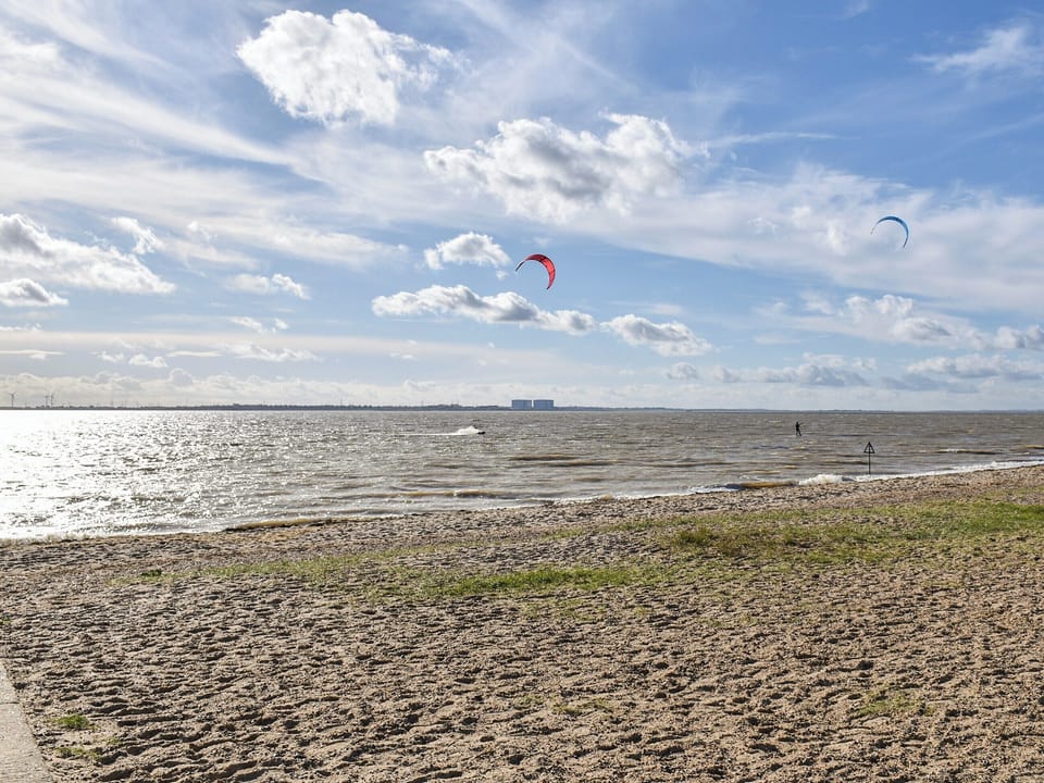 Double bedroom | Secretseaview, West Mersea