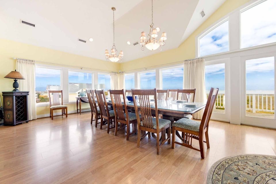 Surf-Or-Sound-Realty-1075-Walkin-On-Sunshine-Dining-Room-01