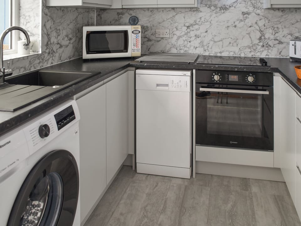Kitchen | Turnstones, Walcott-Happisburgh-Norfolk
