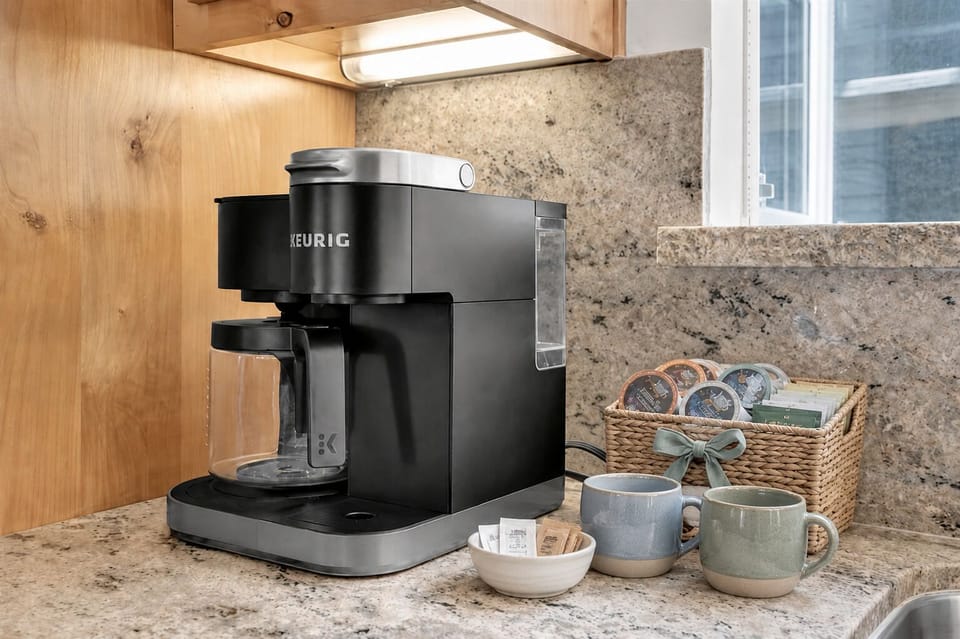 Everything you need to whip up a gourmet meal or a quick snack is right at your fingertips in this thoughtfully stocked kitchen.