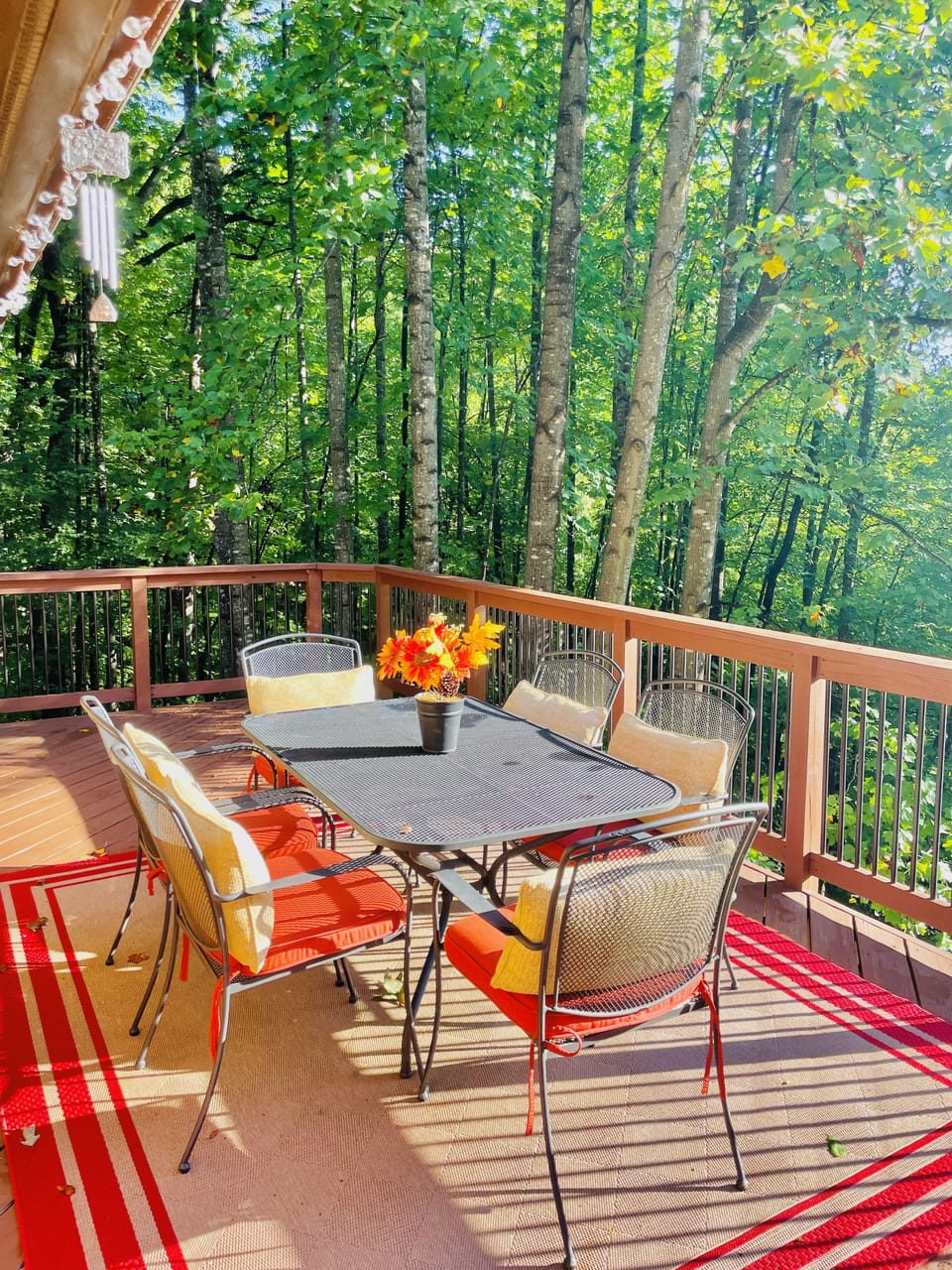 Great for breakfast, watching the sunrise, or star gazing at night!