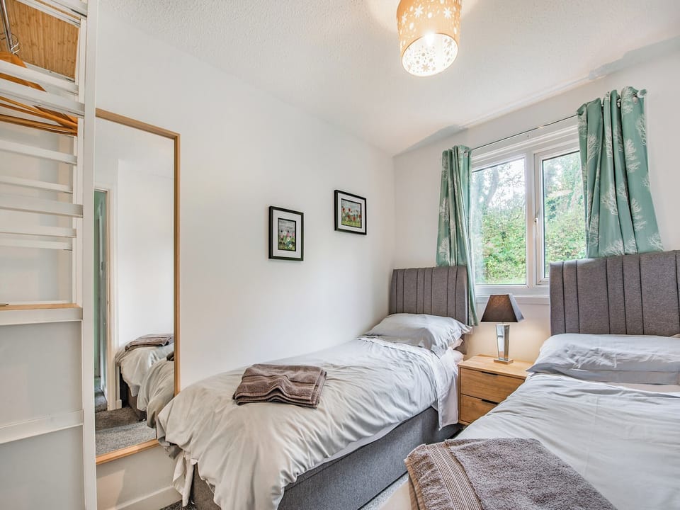 Twin bedroom | Seaview - Trewent Park Holidays, Freshwater East, near Pembroke