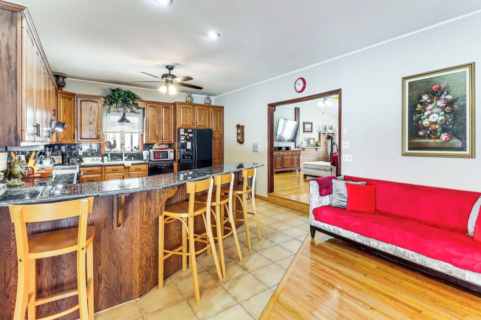 Kitchen | Cooking Basics | Toaster | Blender | 1st Floor
