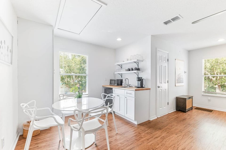 Second floor kitchenette