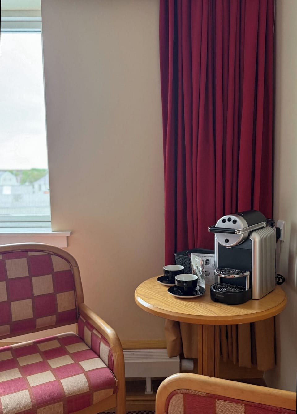 Double Room, 1 Double Bed | Coffee and/or coffee maker