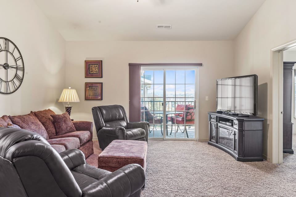 Living Room - Balcony Access